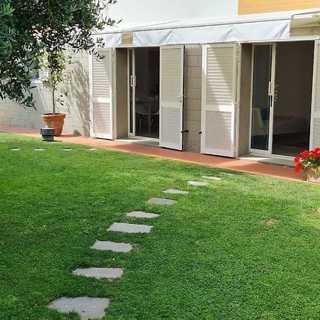 In Giardino Da Tommaso Apartment Livorno Bagian luar foto