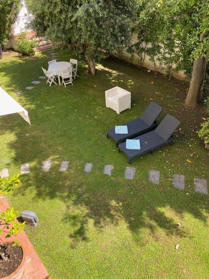In Giardino Da Tommaso Apartment Livorno Bagian luar foto
